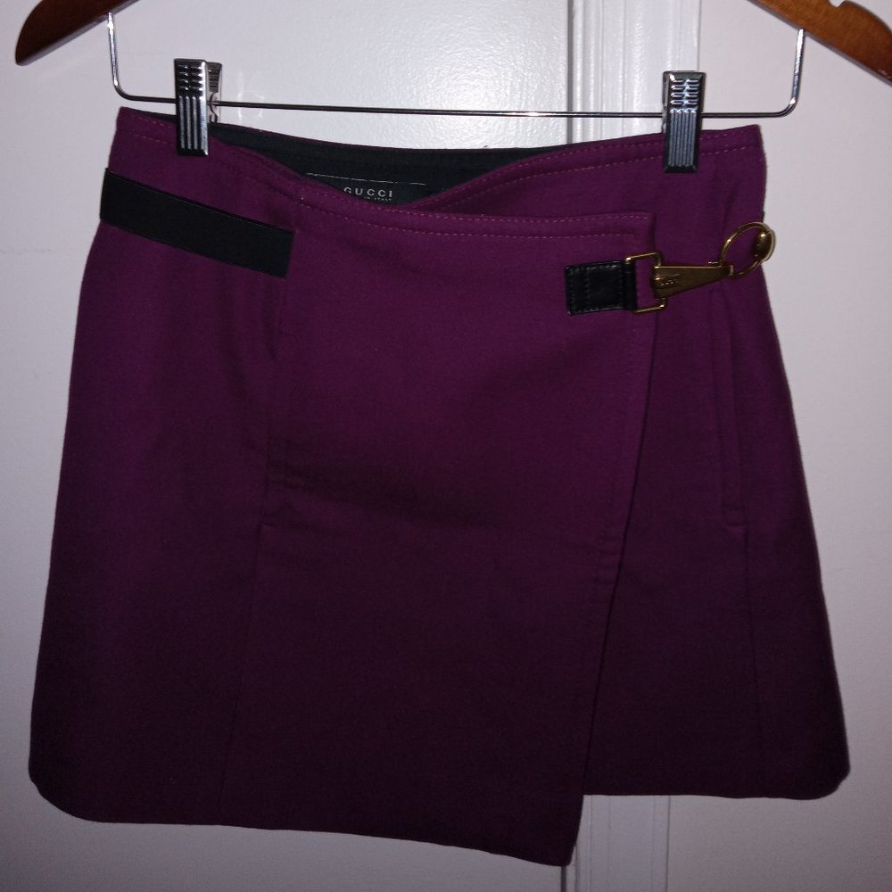 Vintage authentic gucci mini skirt